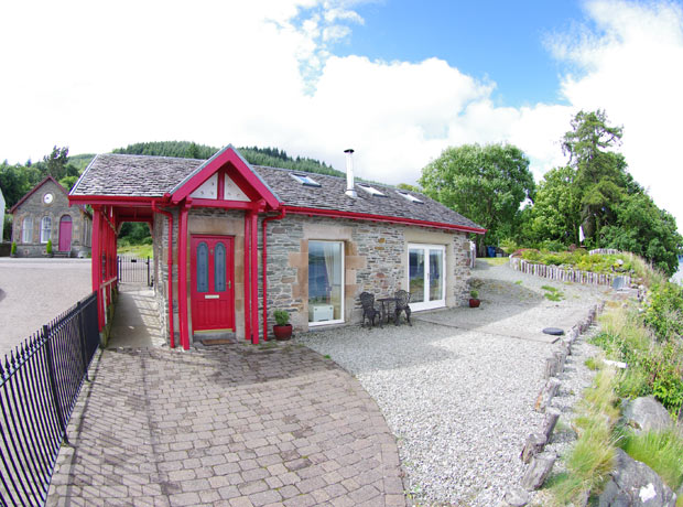 Restorated of ticket office in Blairmore