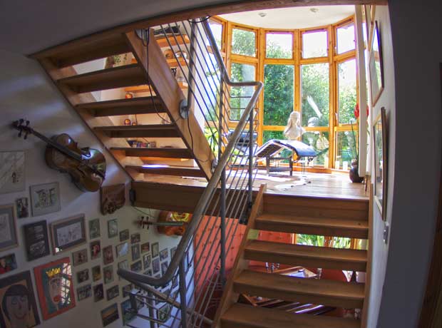 curved glazed area at top entrance hallway
